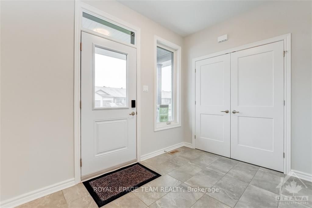 121 Seabert Drive Property Photo 2