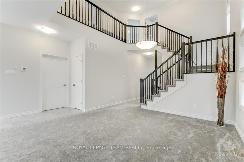 121 Seabert Drive Property Photo 4