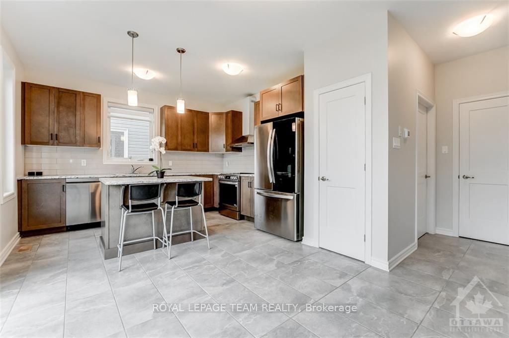 121 Seabert Drive Property Photo 10