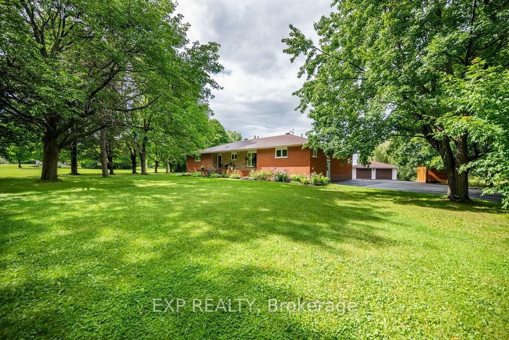 1436 Highway 132 Property Photo 1