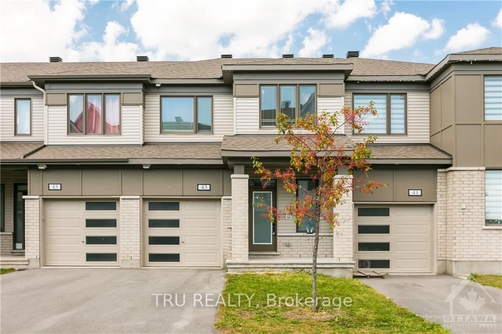 43 Caspian Row Property Photo 1