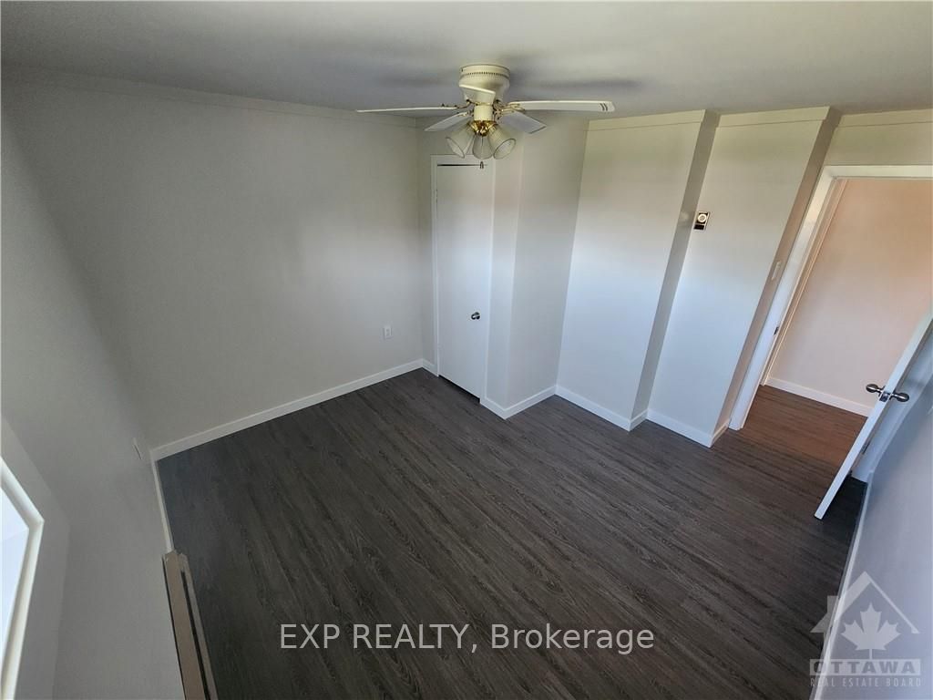 2870 Colonial Road Property Photo 13