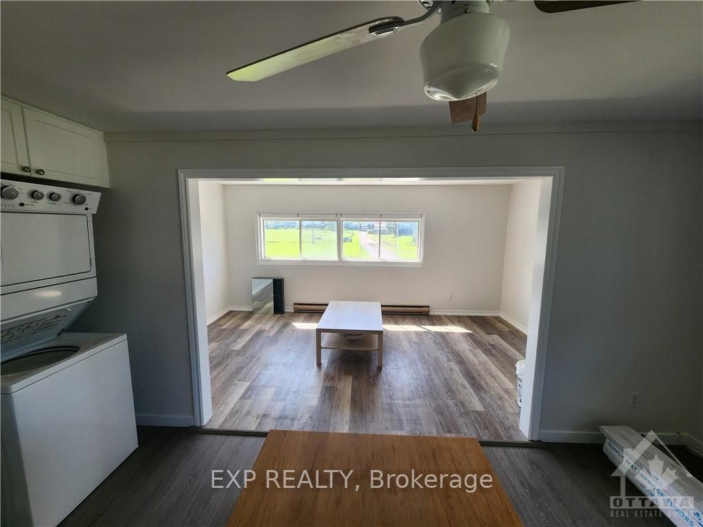 2870 Colonial Road Property Photo 16