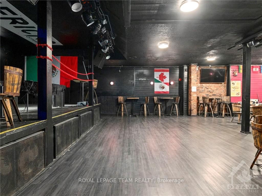 221 Rideau St Property Photo 23