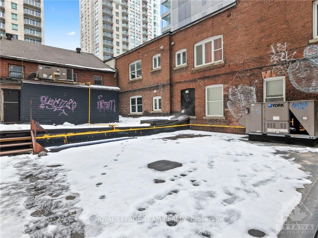 221 Rideau St Property Photo 24