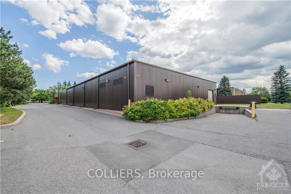 2181/2183 Thurston Drive Property Photo