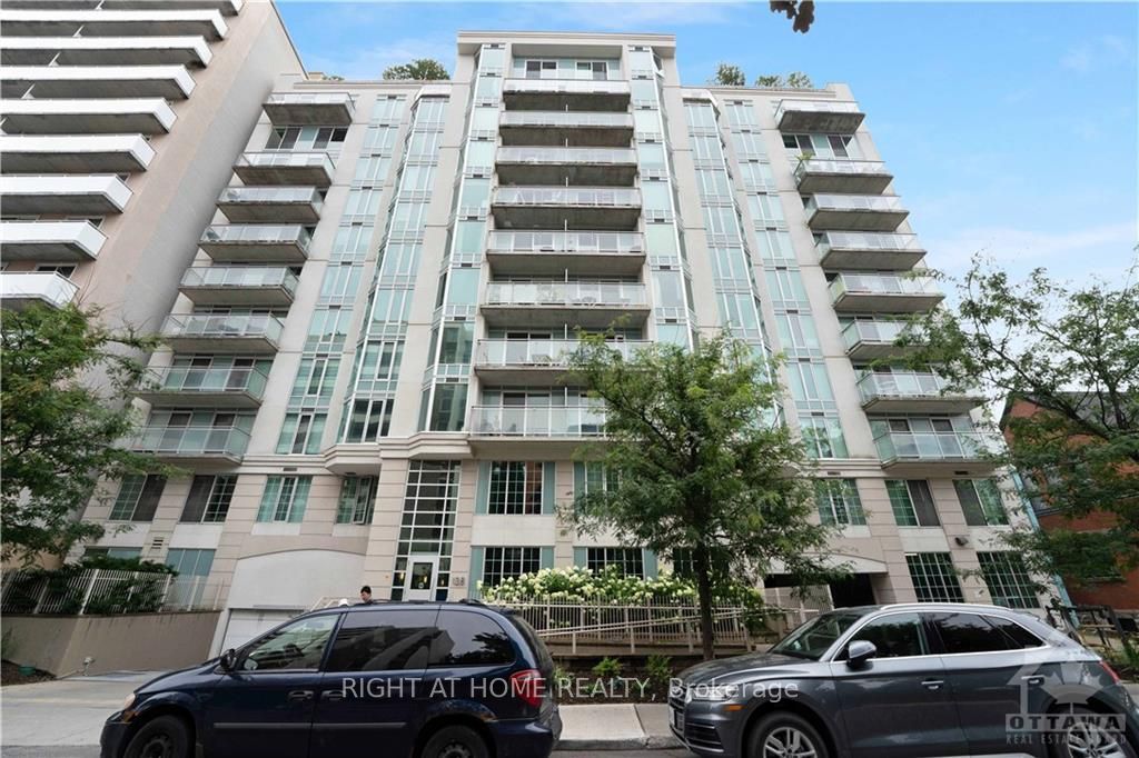 138 Somerset St W Property Photo 1
