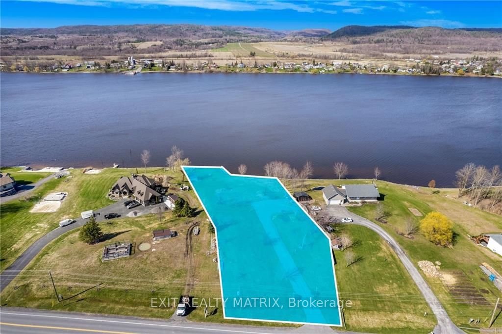 1755 Lajoie Street Property Photo 2
