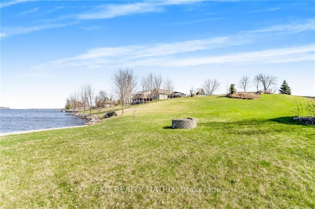 1755 Lajoie Street Property Photo 8