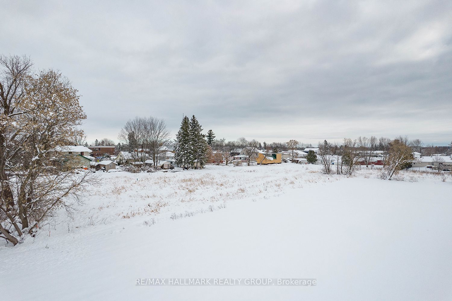 #4 - 3748 Champlain Street Property Photo 11