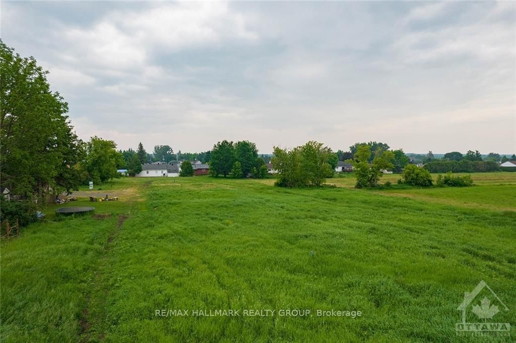 #4 - 3748 Champlain Street Property Photo 21