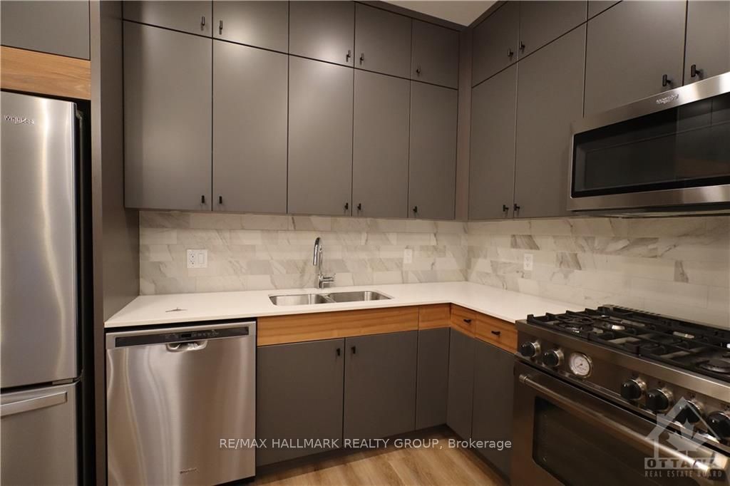 #1 - 304 Elmgrove Avenue Property Photo 25