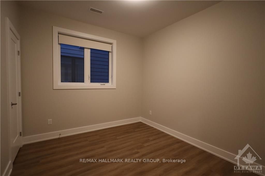 #1 - 304 Elmgrove Avenue Property Photo 33