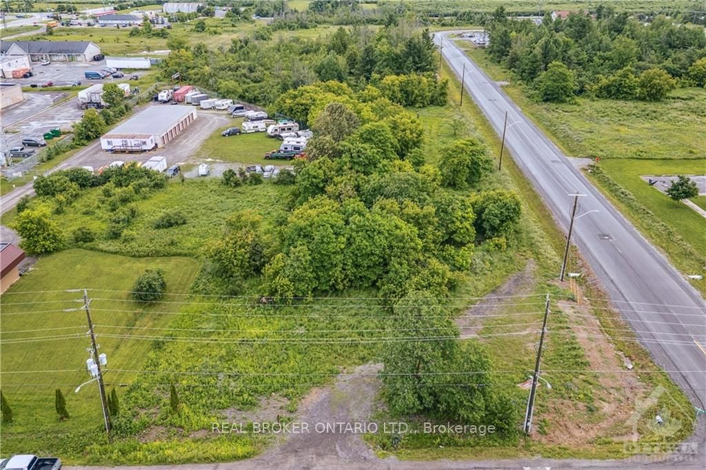 31 Industrial Dr Property Photo 19