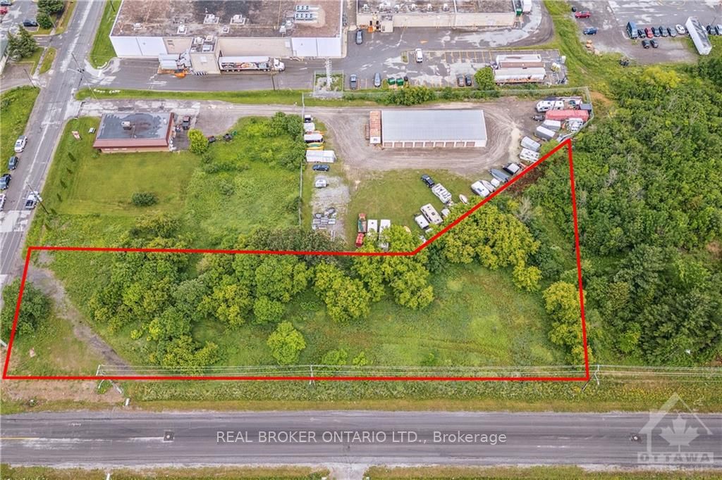 31 Industrial Drive Property Photo 1