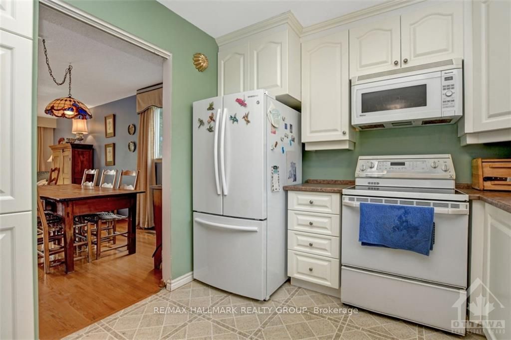 70 Beechmont Cres Property Photo 6