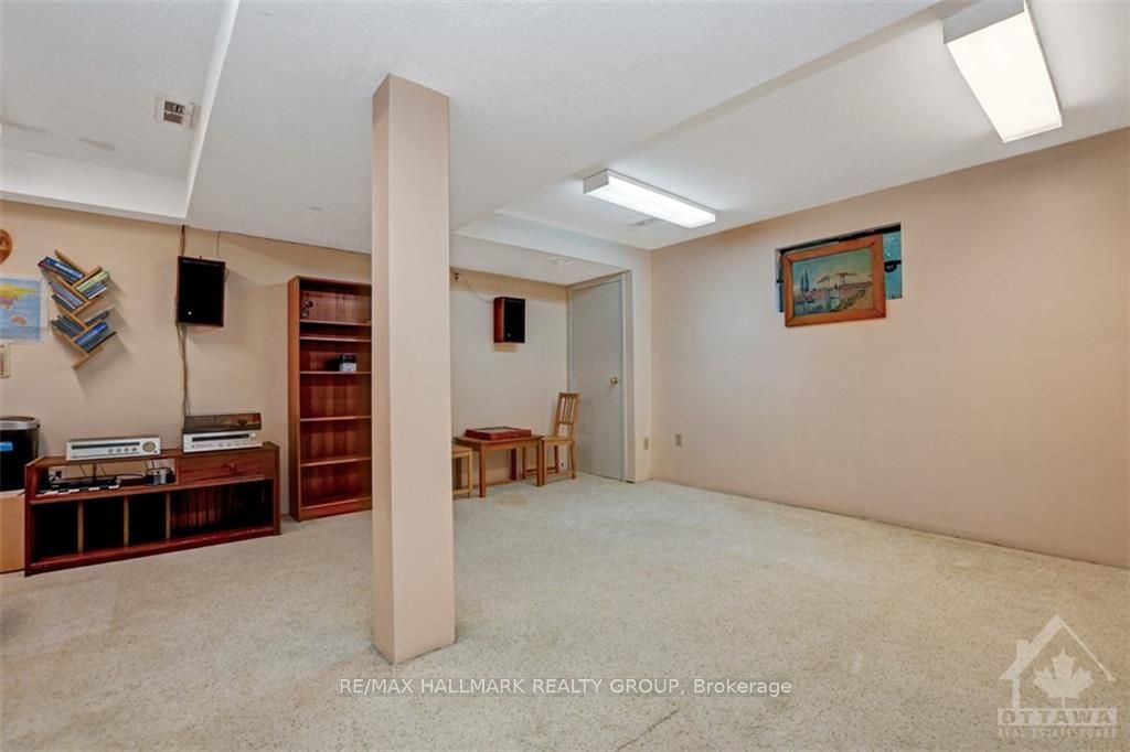 70 Beechmont Cres Property Photo 15