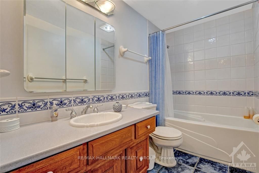70 Beechmont Cres Property Photo 16