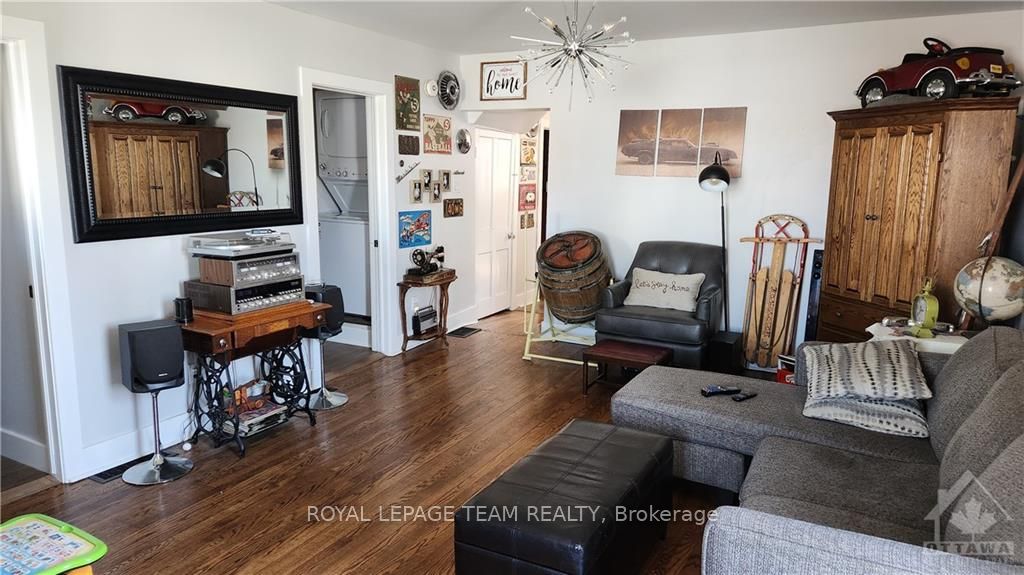 204 Asa Street Property Photo 5