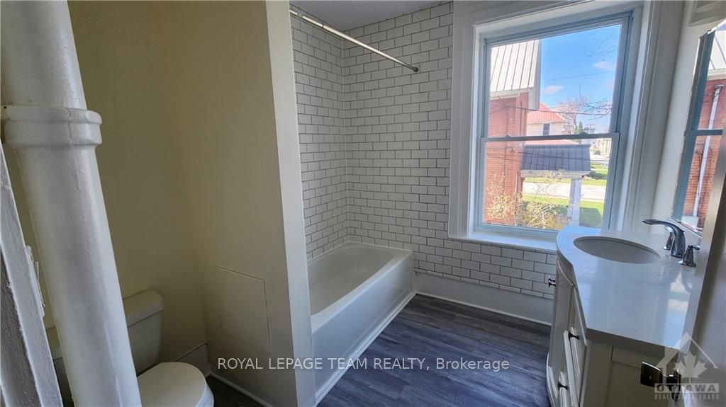 204 Asa Street Property Photo 14