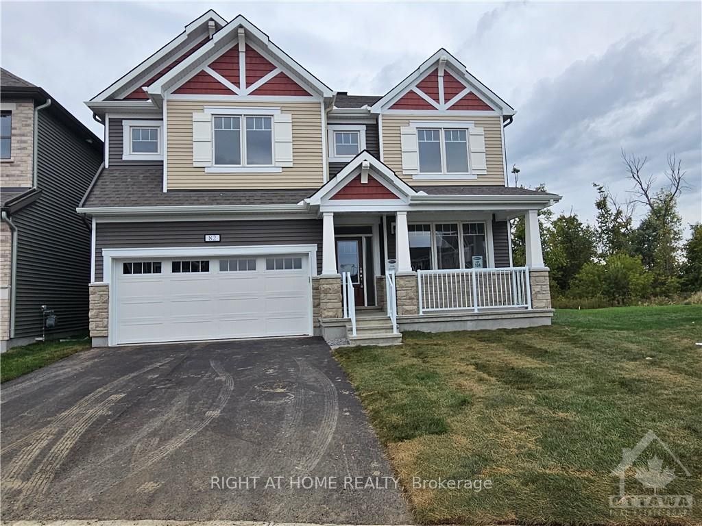 82 Green Ash Ave Property Photo 1