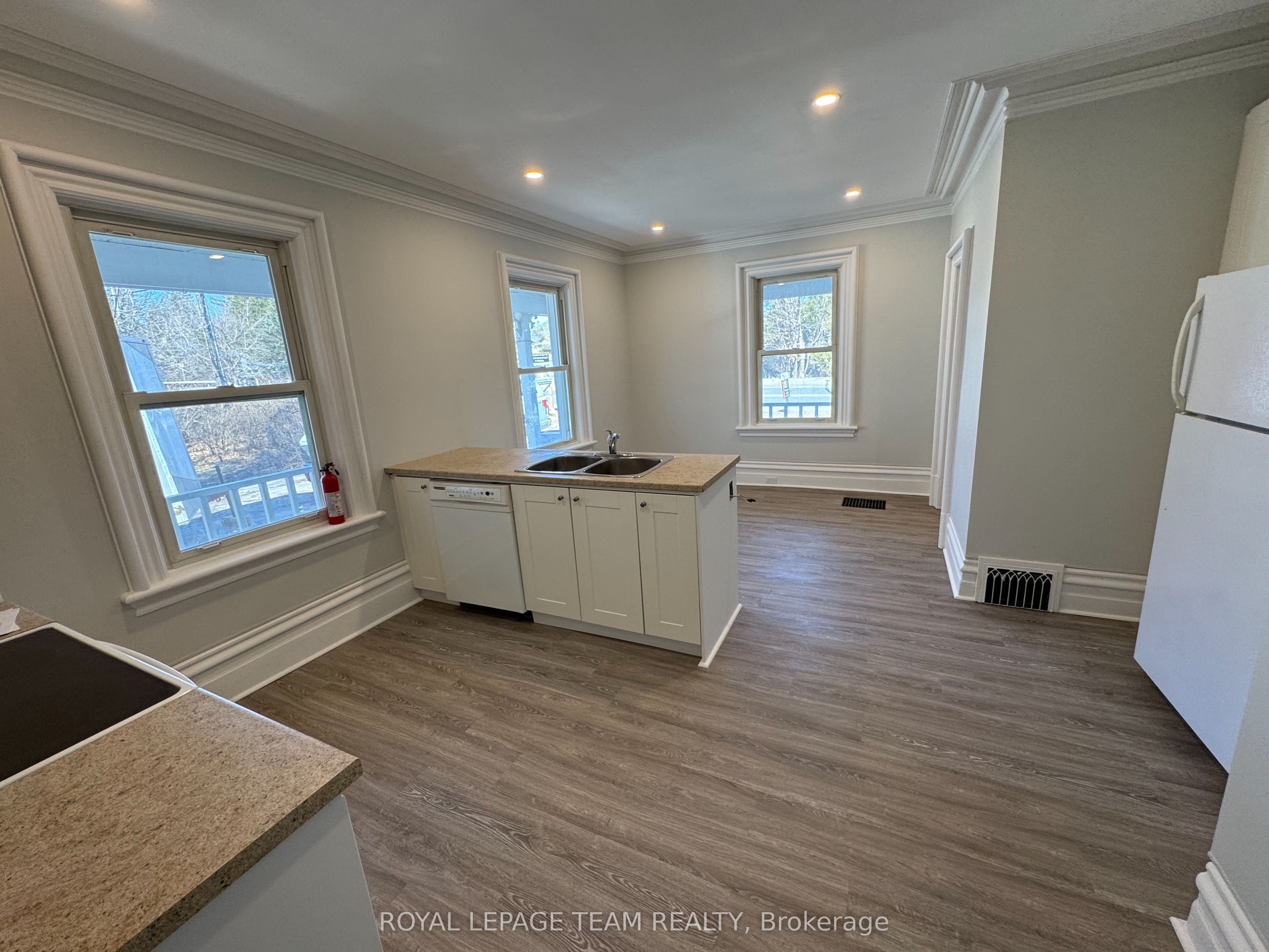 1022 Bridge Street Property Photo 15