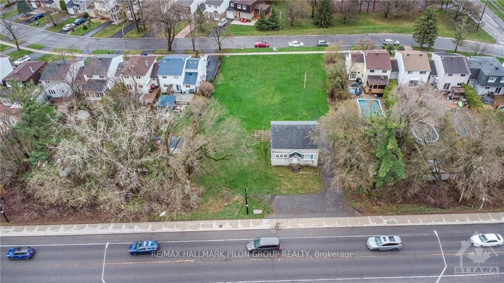 2446 Innes Rd Property Photo 12