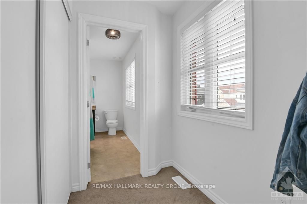 2222 Watercolours Way Property Photo 11