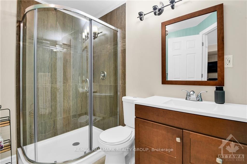 2222 Watercolours Way Property Photo 17