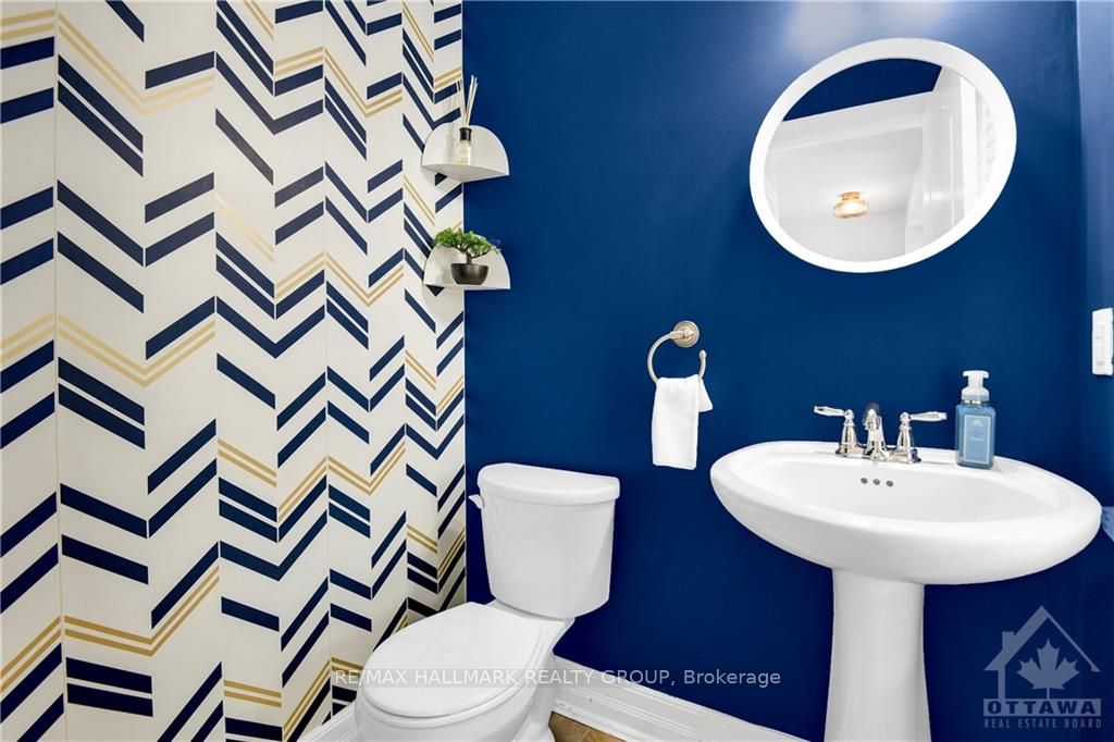 2222 Watercolours Way Property Photo 23