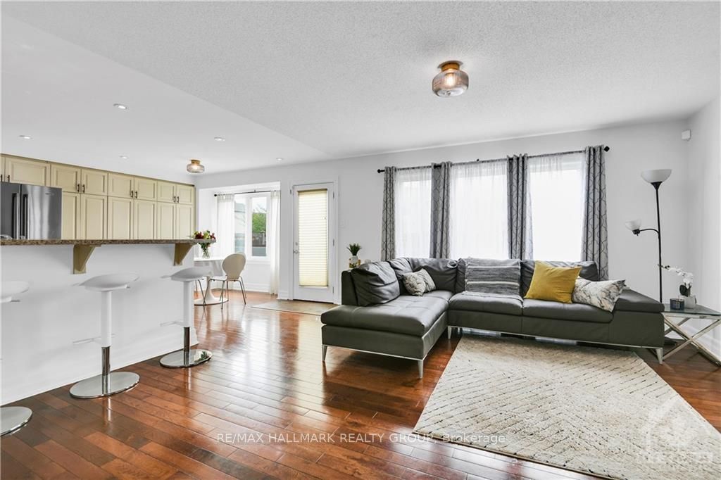 2222 Watercolours Way Property Photo 25