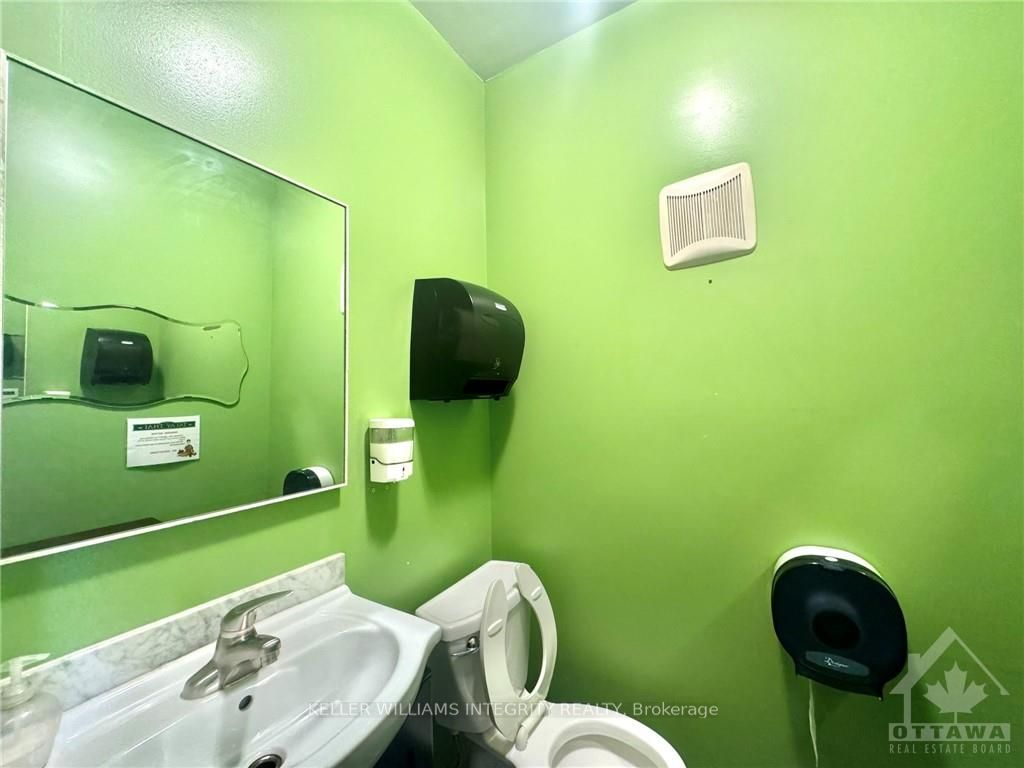 511 Bank Street Property Photo 8