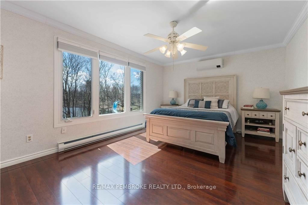 17 Harris Crescent Property Photo 100