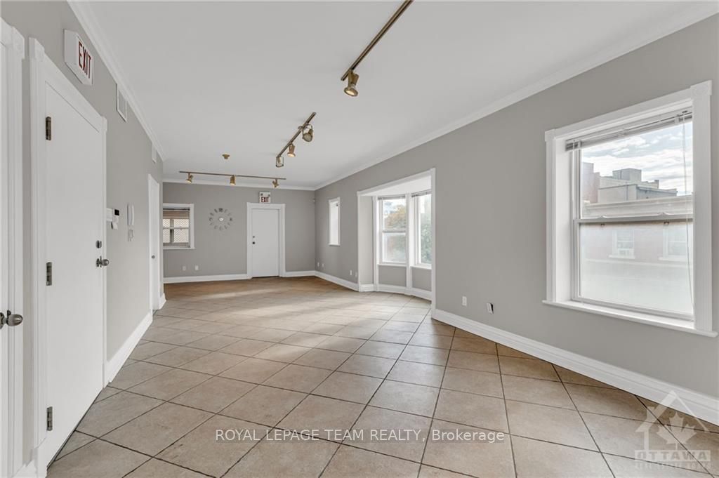 #300 - 309 Bank Street Property Photo 5