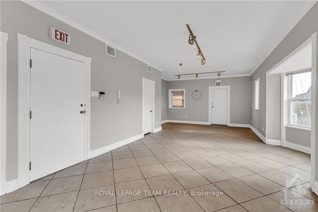 #300 - 309 Bank Street Property Photo 6