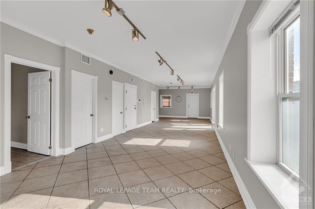 #300 - 309 Bank Street Property Photo 15