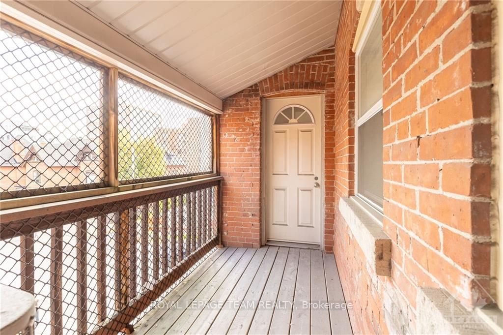 #300 - 309 Bank Street Property Photo 24