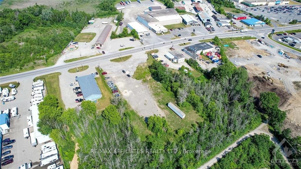 153 Lombard St Property Photo 2