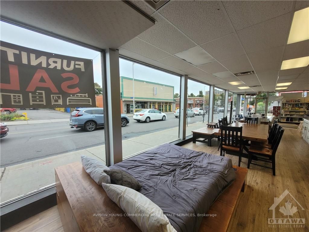 1242 Bank Street Property Photo 3
