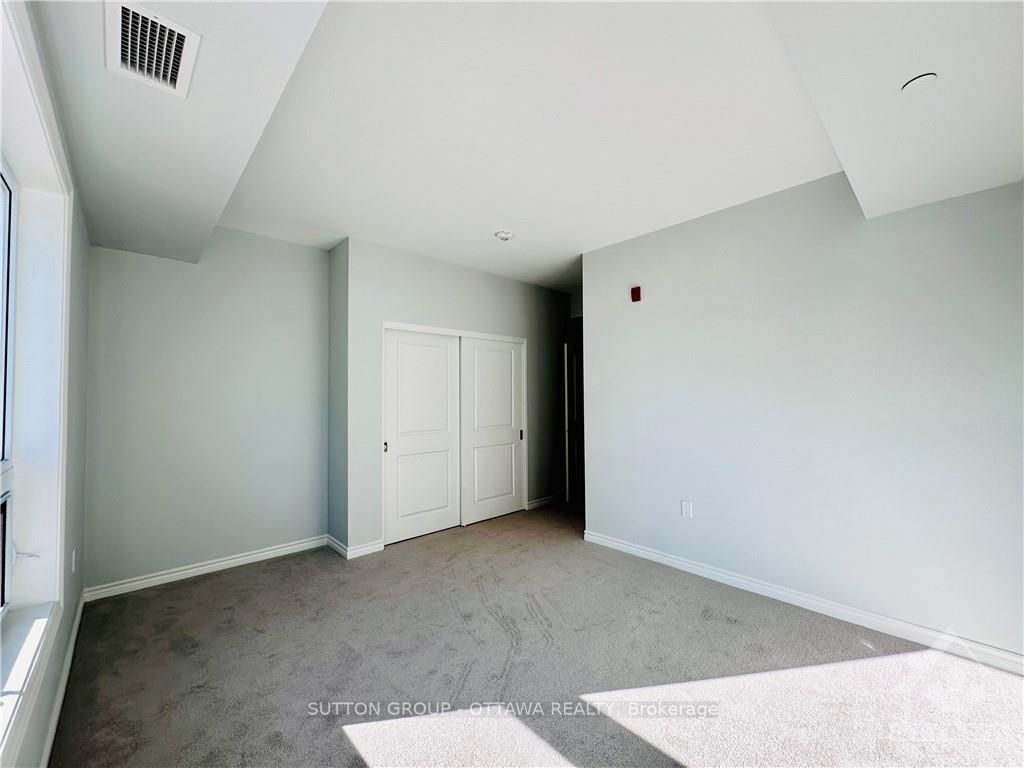 397 Codd's Rd Property Photo 3