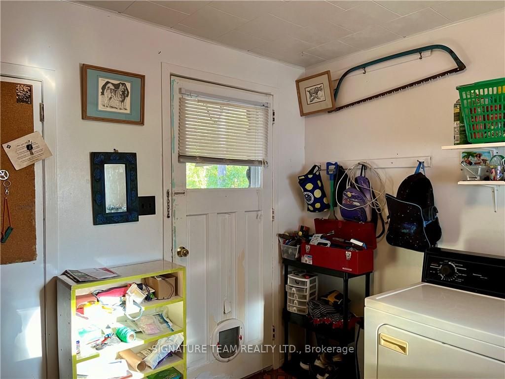 6-14 Pinetree Lane Property Photo 7