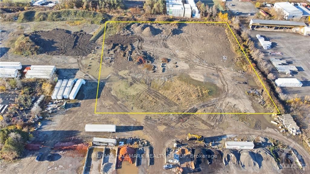 2079 Carp Rd Property Photo 4