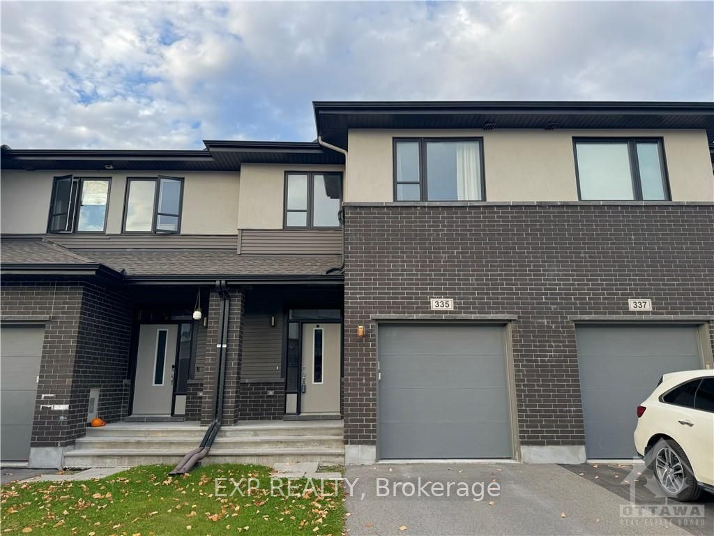 335 NONIUS St Property Photo 1