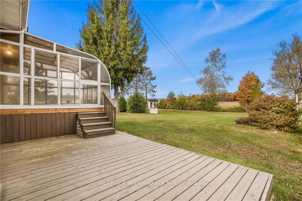 590-592 Bolt Road Property Photo 3