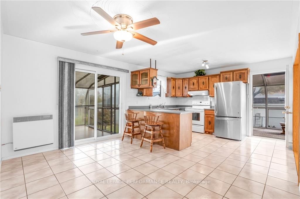 590-592 Bolt Road Property Photo 5