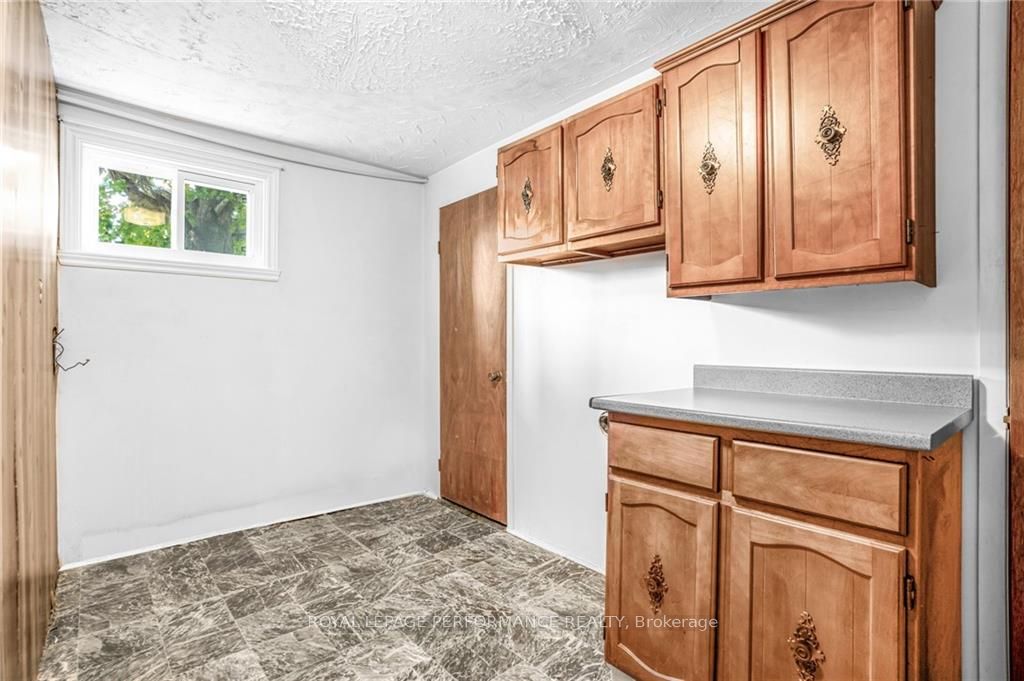 590-592 Bolt Road Property Photo 14