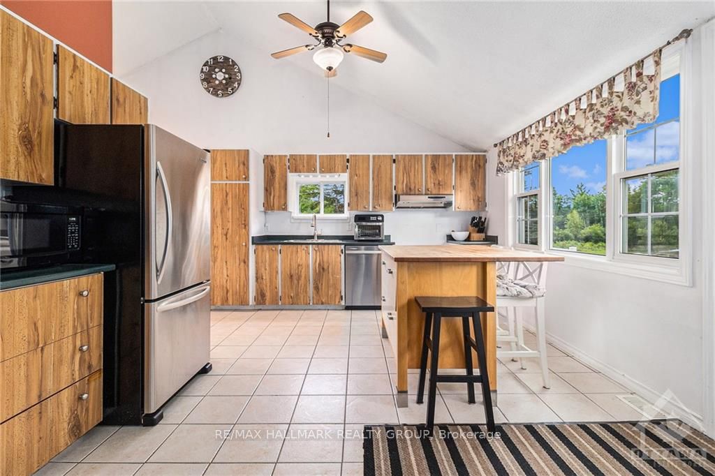5055 Loggers Way Property Photo 4