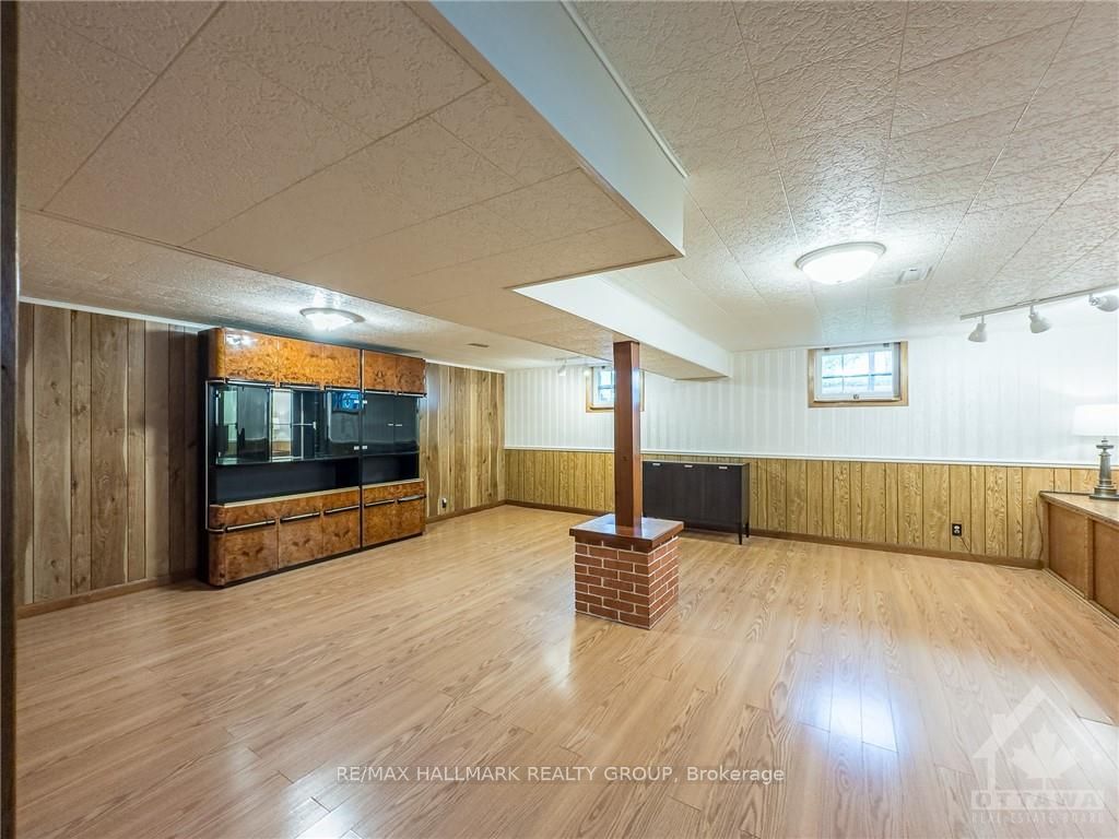 464 Richardson Ave Property Photo 13