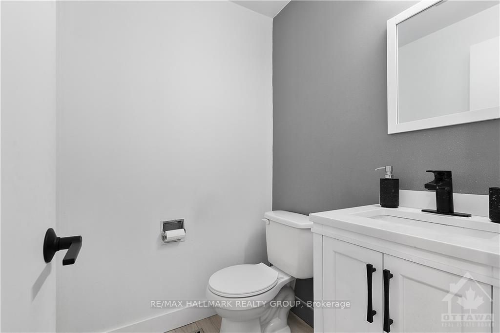 2219 Stonehenge Cres Property Photo 26