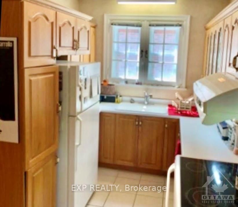 404 Holland Ave Property Photo 5